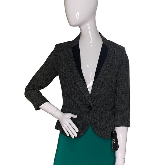 BCX Women's Blazer Size Small Black Office Style 3/4 Sleeve Button Closure NWT - Picture 1 of 13